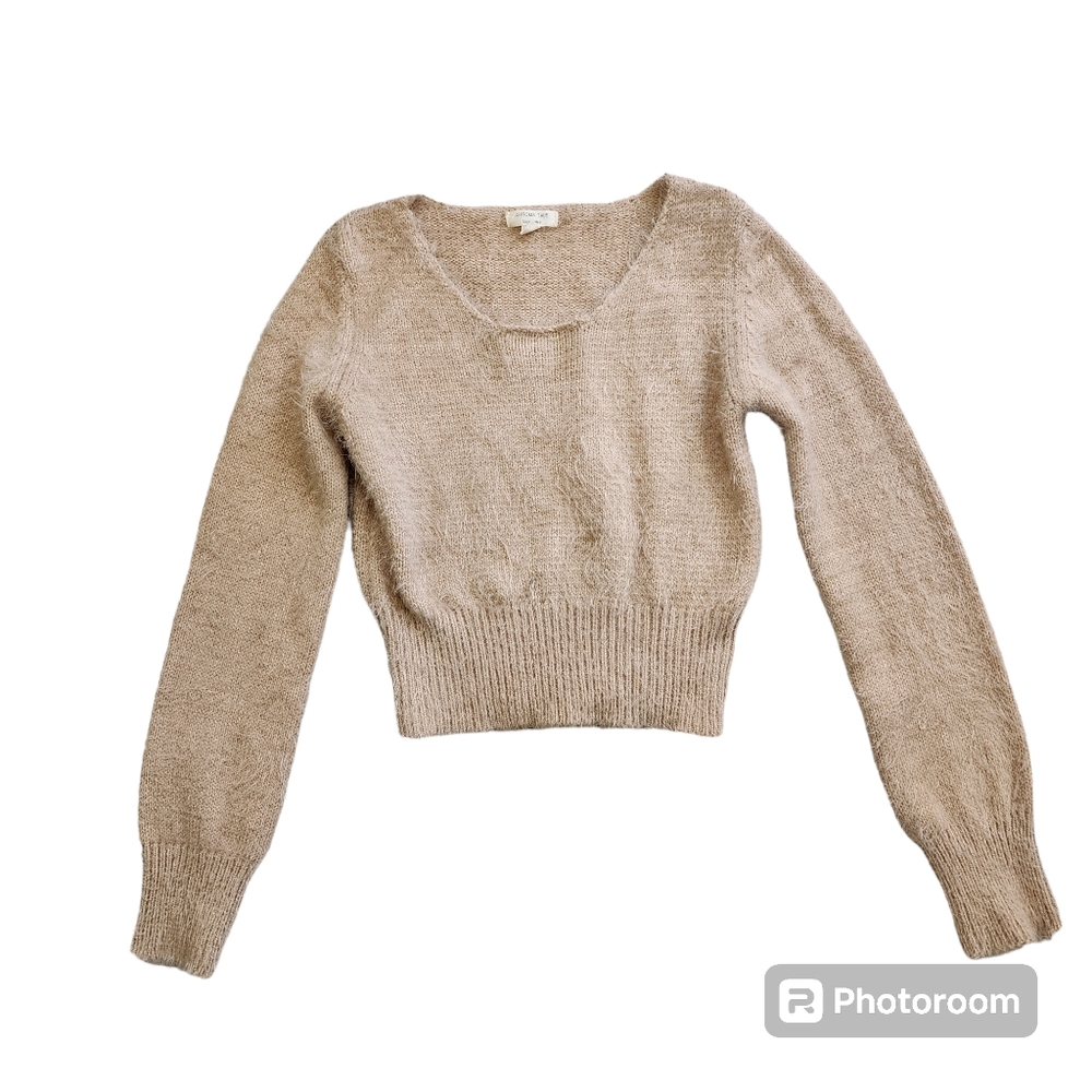 Chroma Tale fuzzy sweater size small tan